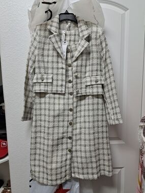NY Collection Cream and Gray Plaid Tweed Long Coat